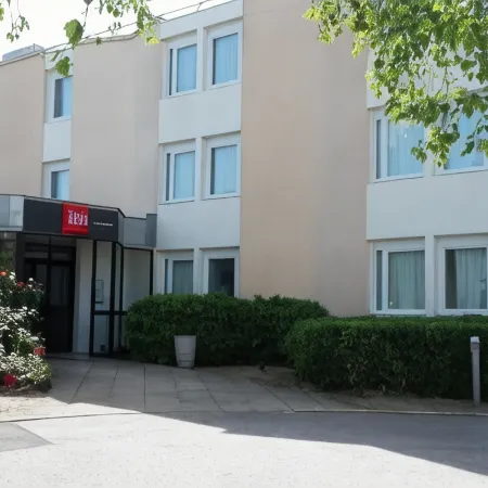 ibis Rambouillet