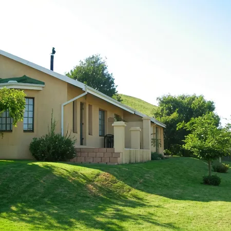 Thaba Tsweni Lodge & Safaris