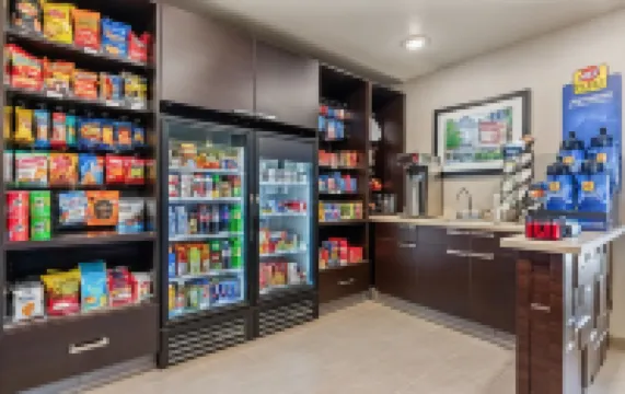 My Place Hotel-Medford, or