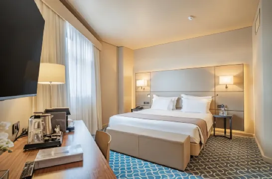 Hotel Dom Henrique - Downtown