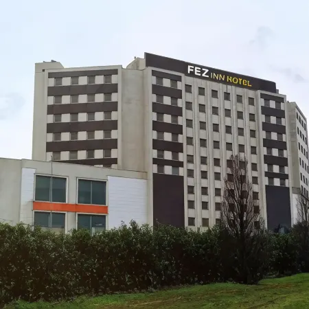 Fez Inn Hotel Отели рядом с достопримечательностью «Станция метро Otogar»