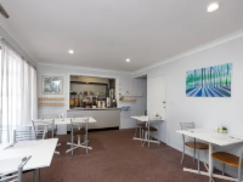 Riviera on Ruthven Hotels in South Toowoomba