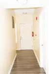 Luxury Three Bedrooms with King bed Suitable for Long-term Stay in Downtown Indy