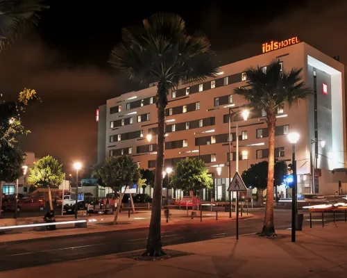 Ibis Casa-Voyageurs Hotels near Mers Sultan