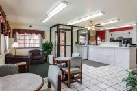 Econo Lodge & Suites Brinkley Hotels in Brinkley