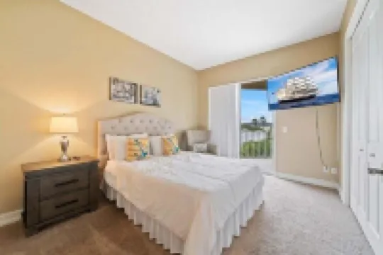 Luxury Mediterranean villa with courtyard by the beach where you eat, play love. 印度港口海灘酒店