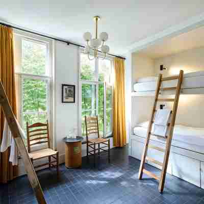 Hello I'm Local - Boutique Hostel Rooms