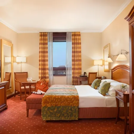 Best Western Premier Hotel Astoria
