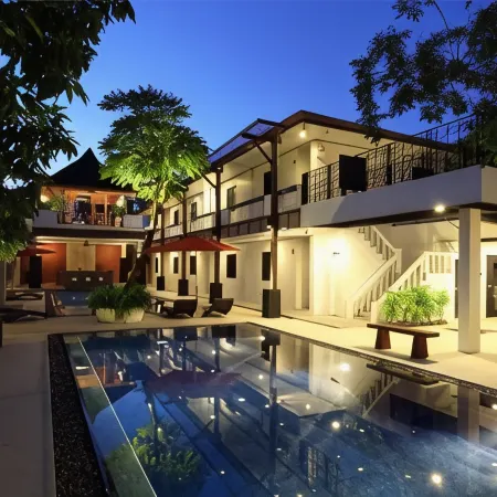 Surintra Boutique Resort Отели рядом с достопримечательностью «Пляж Лаем-Синг»