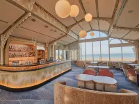 Le Grand Hotel des Thermes Hotels near Sillon