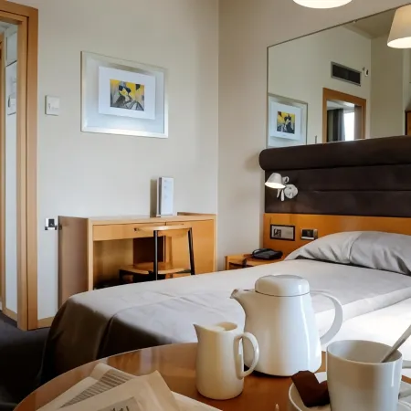 Maniatis Hotel