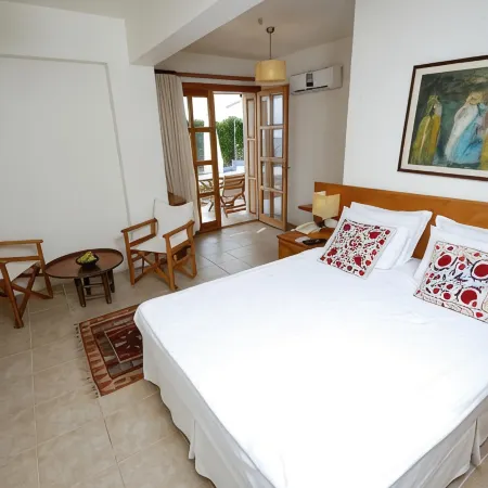 Lycia Hotel