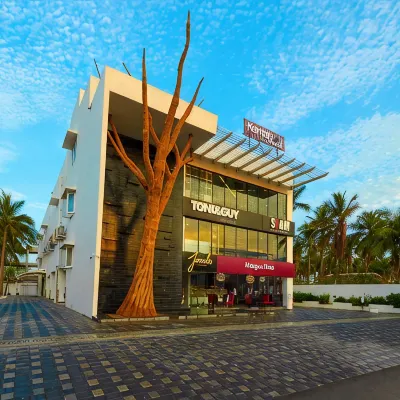 Hotel Kamar Residences and Banquets โรงแรมใกล้หาดวีจีพีโกลเด้น