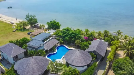 Villa Suerte Отели в г. Jepara Regency