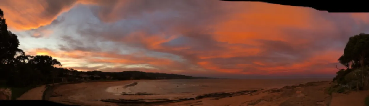 Time to wind down, hear the birds, the Sea. New EV Charger.Double Spa Bath.