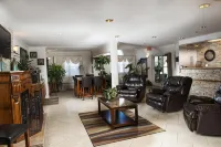 Super 8 by Wyndham Harbison/Parkridge Hospital Hotels in Seven Oaks