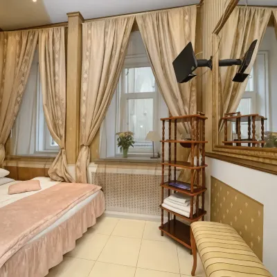 Bulgakov Furnished Rooms
