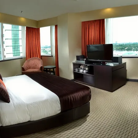 Hock Lee Hotel & Residences