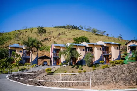 Hotel Porto Dos Milagres Отели рядом с достопримечательностью «Matriz Basilica Nossa Senhora Aparecida»