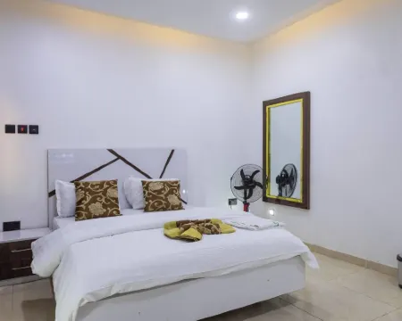 Luxurious Abuja Apartment With Modern Amenities Hotels in Jabi
