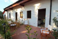 Agriturismo ESSENTIA Dimora Rurale camere Hotel a 