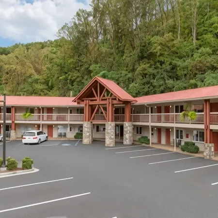 Econo Lodge Cherokee Near River Park