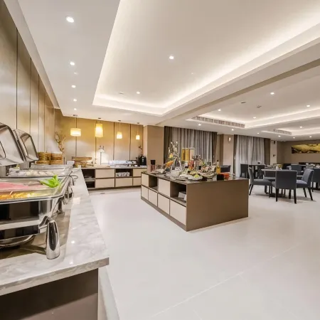 Homeinn Plus Hotel (Nanjing Confucius Temple Baixia Road)