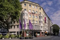 Mercure Hotel Duesseldorf City Center Hotels near City Center