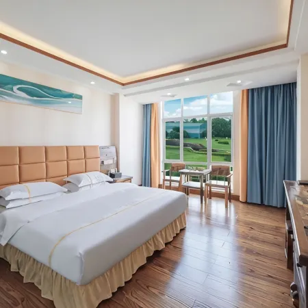 Hailin Hotel (Jianshui Zitao Street Branch)