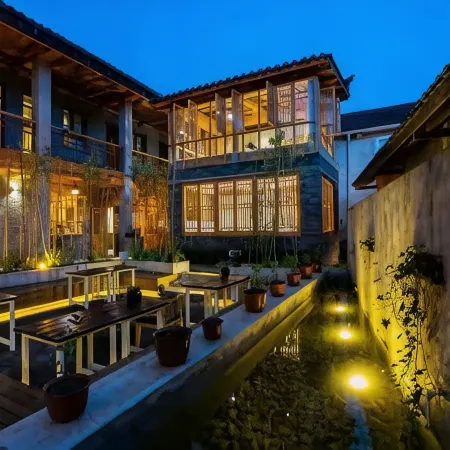 Wanbang Book House Homestay (Liuba Branch)