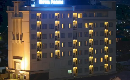 Hotel Pacific Balikpapan - موقف سيارات