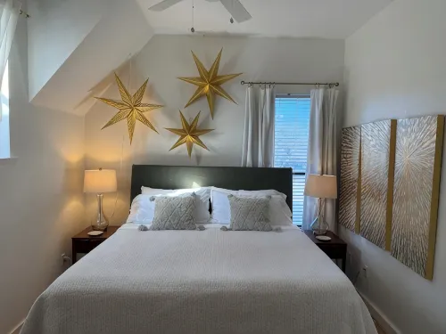 Comfy 2bedroom/1 bath apt, with a pool, large patio, near downtown Weatherford. - 3 estrellas