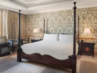 NH Johannesburg Sandton Hotels near Maboneng