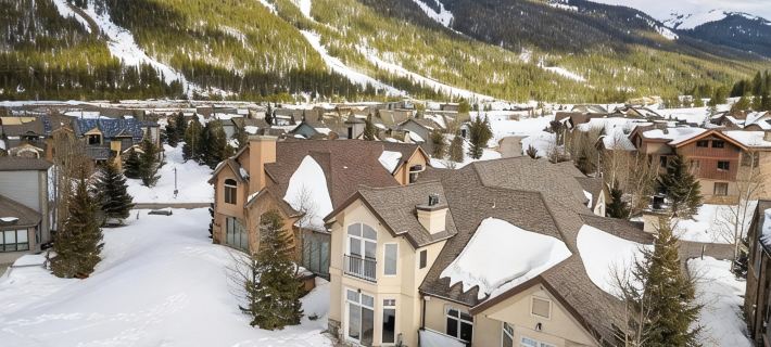 Spectacular Ski-in/Out House on Golf Course! Private Hot Tub w/ Mountain Views! Hotels in Copper Mountain