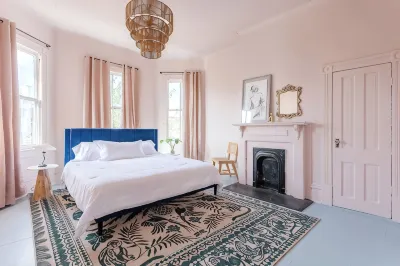 Savannah Stay with Style 3BR, Walk to Everything! Hotels in Midtown Savannah