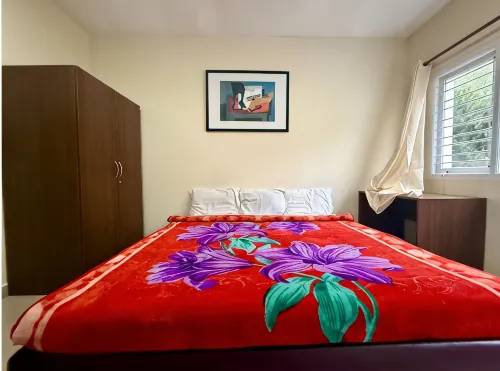 Nilgiris Inn