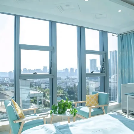Maitreya July Homestay (Qinglai Park Giant Century Square Branch)