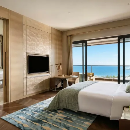 Dalian Crown Platinum Sunrise Scenic Hotel (Jinshitan Resort Jinshitan Happy Coast)