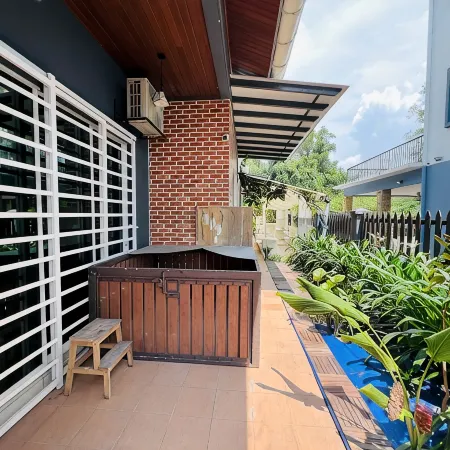 3KM to UTAR Sungai Long | Party House, 45Pax 20Car