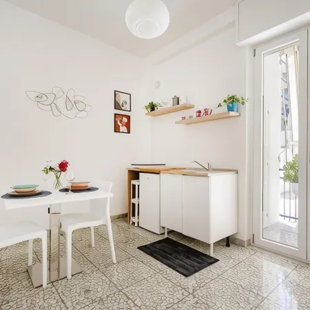 AuGuStea - Studio Home