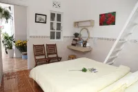 Strawberry Hotel Da Lat