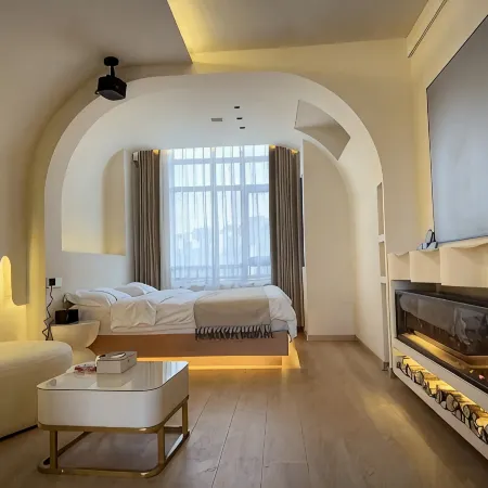 Chujian Smart Hotel (Wuyue Plaza)