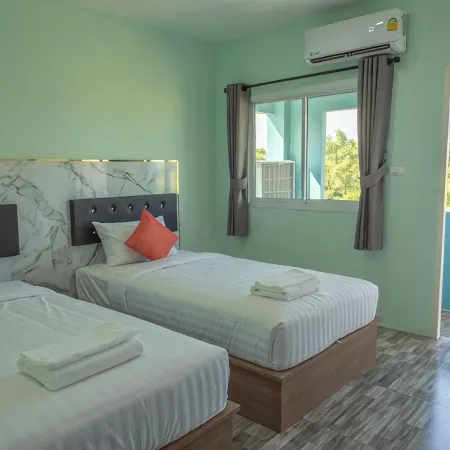 Anatasia Apartment Phuket Отели рядом с достопримечательностью «Памятник сестрам-героиням»