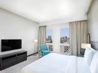 Hyatt Place Dubai Wasl District Residences Hoteles cerca de Zoco del Oro