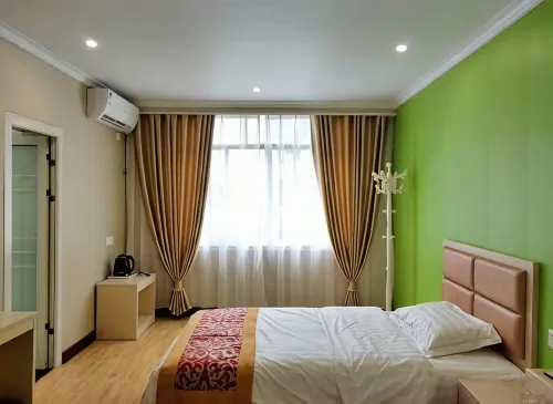 Chengkou Yongsheng Hotel - Inns