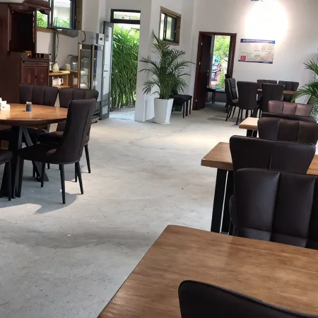Ruyuan Yunlai Inn