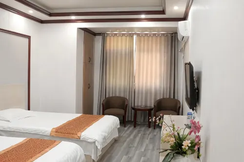 Nanfeng Fengxing Business Hotel
