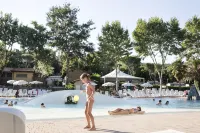 hu I Pini Village - piscina