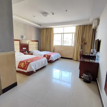 Ruijin Huali Business Hotel