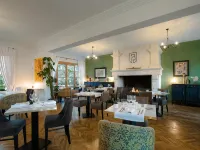 Logis Hotel le Blason de Provence Hotels in Monteux